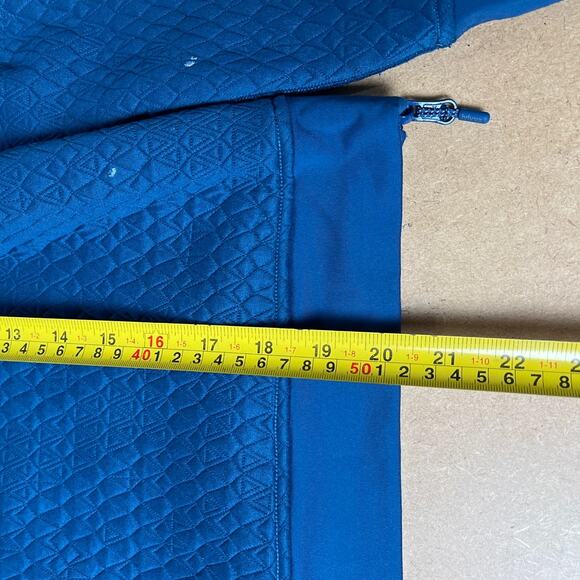 Ivivva/Lululemon Quilted Logo Reversible Pullover Sweatshirt Size 10 - Picture 4 of 6